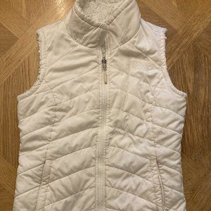 North Face reversible white vest